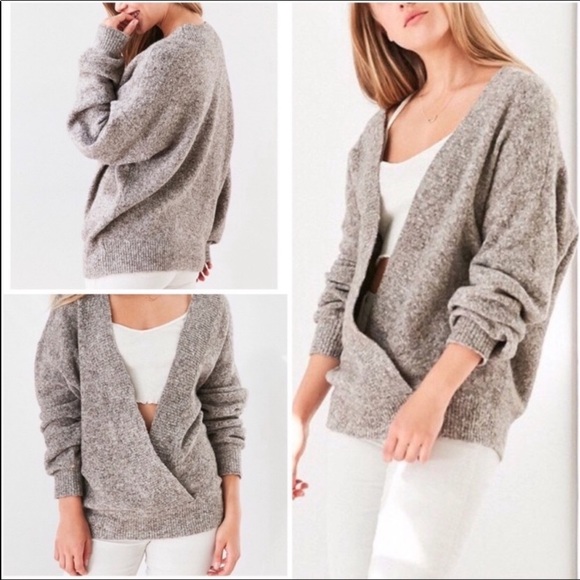 Silence + Noise Deep V Brown Oatmeal Sweater - Picture 1 of 2